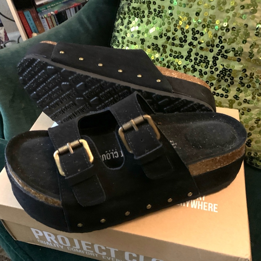 Project Cloud Black Platform Sandals